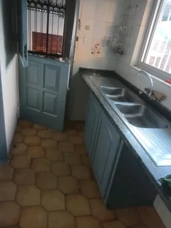 Kitchen Furniture Spray Painting