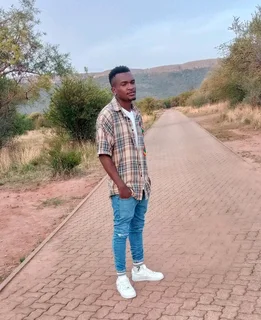 A garden and maintenance practioner looking for a job