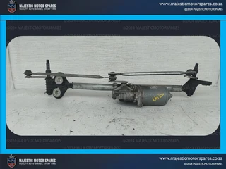 BMW x5 3.0 e70 wiper motor with mechanism for sale – second-hand wiper motor and mechanism BMW