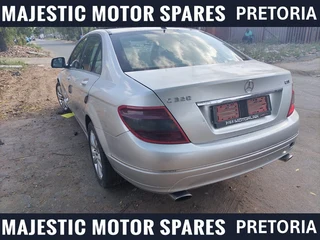 Mercedes C320 CDI preface stripping for spares
