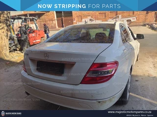 Mercedes Benz C350 W204 Stripping for Spares