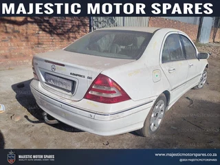 2006 Mercedes Benz C200 Kompressor used spares and parts for sale