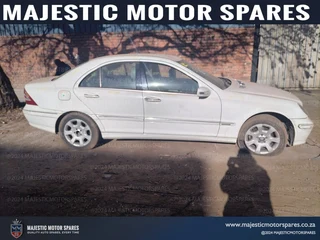 2006 Mercedes Benz C200 Kompressor used spares and parts for sale