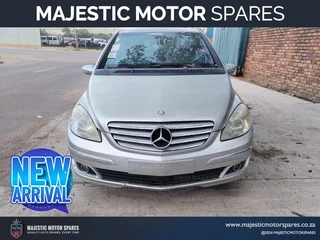 2007 Mercedes Benz B200 Turbo Petrol Automatic Preface W245 stripping for spares