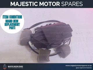 Boot Lock for Mercedes-Benz ML320 CDI W164 for sale.