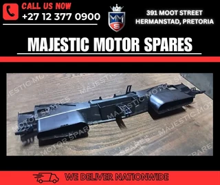 Mercedes-Benz W212 Radiator Cover for Sale – Brand New!