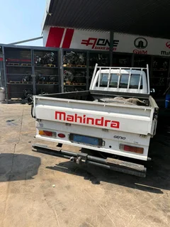 Mahindra Genio 2.2 2x4 stripping for parts