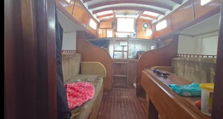 34 feet Project Sailboat For Sale.