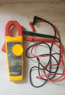 Fluke Clamp Meter 303
