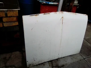 Datsun bakkie bonnet R400