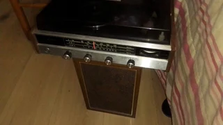 Sanyo solid state vintage rladio in good condition R250