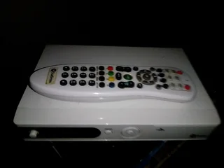 Starsat satellite decoder with remote R250