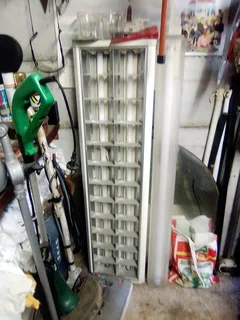 Fluorescent light fitting R300