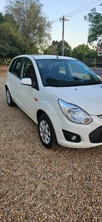2014 Ford Figo  1.4i Trend Hatchback
