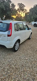 2014 Ford Figo  1.4i Trend Hatchback