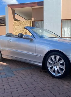 Low Km!!2008 Mercedes-Benz CLK 350 Automatic Convertible