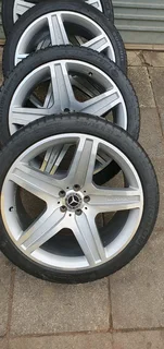 Mercedes ML rims and tyres