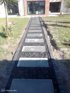 CHEAPER TREE FELLING SERVICE AND GARDEN STONES DECORATION