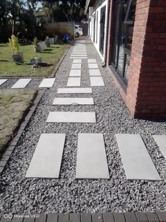 STELLENBOSCH TREE FELLING SERVICE AND GARDEN STONES DECORATION