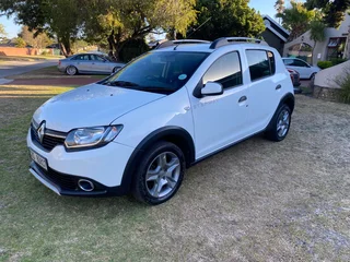 2015 Renault Sandero Stepway 900T For Sale
