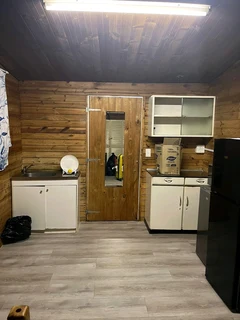 Cabin for rent in central Stellenbosch area