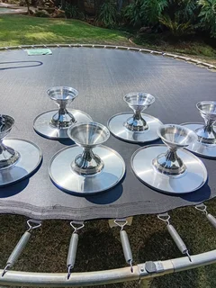 Cupcakes and cake Turntable for decorating cakes ,  2 wooden round chairs , 5 seater seet covers