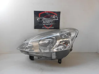 Peugeot Partner Left Headlight