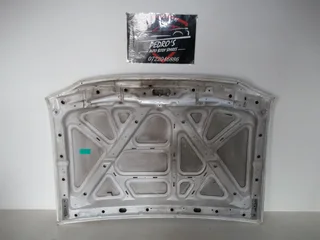 Nissan NP300 Bonnet - White