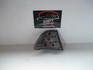 BMW 325i &#39;02 -&#39;05 Tail lights (SET)