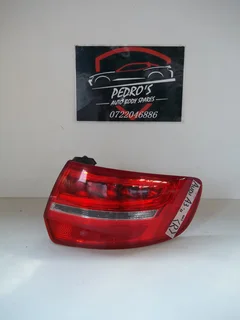 Audi A3 (2011) right tail light