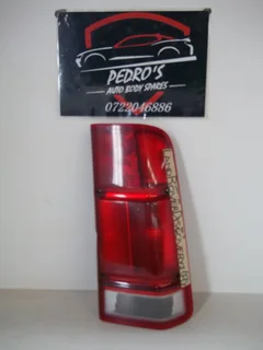 Land Rover Discovery 2 tail light (Right)