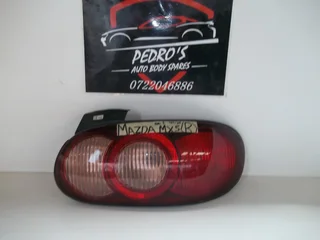 Mazda MX5/Miata ('01-'05) tail light (Right)
