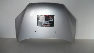 Ford Focus (2005 bonnet