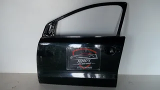 VW Polo 6 passenger front door