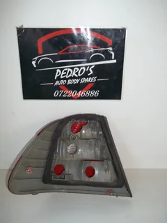 BMW 325i (&#39;02-&#39;05) Tail light (Right) only