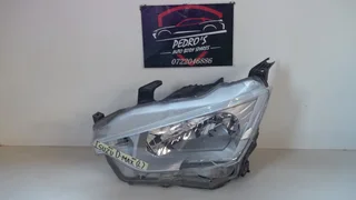 Isuzu D-Max (Left) Headlight
