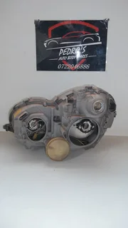 Mercedes (W203) Right headlight