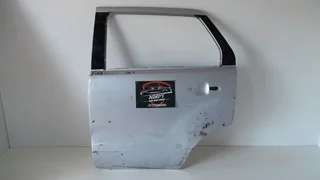 Ford Everest left rear door