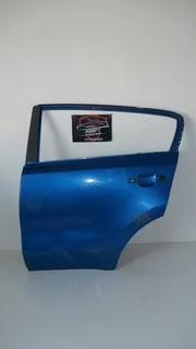 Kia Sportage left rear door