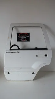 Jepp Cherokee left rear door