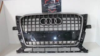Audi Q5 radiator grille