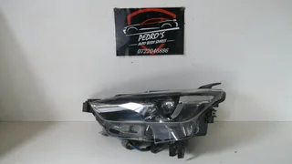 Mazda CX-3 left LED headlight
