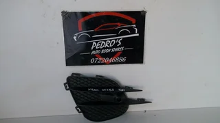 Mercedes GLC (W253) front bumper right grille cover