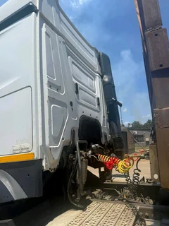 MERCIDES BENZ ACTROS