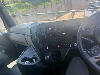 MERCIDES BENZ ACTROS