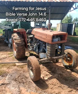 Massey Ferguson 165 tractor