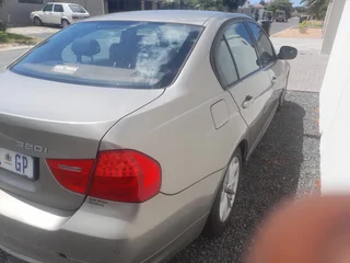 2010 BMW 320i Exclusive Auto (e90)