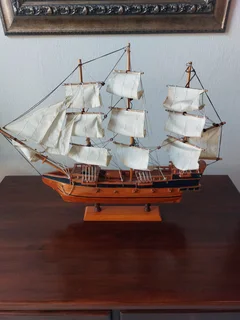 Maritime Collectors Piece: HMS Bounty Well-built Wooden Ship Model