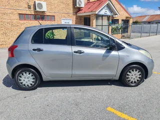 2007 Toyota Yaris T1 AC... 5 Door Hatchback