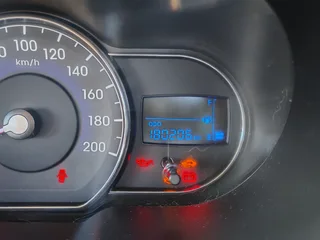 2014 Hyundai i10 GLS... 5 Door Hatchback